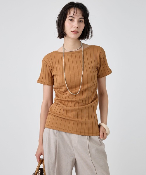 YOUNG&OLSEN The DRYGOODS STORE(ヤングアンドオルセン)の「【YOUNG&OLSEN】<別注>2WAYリブTEE(Tシャツ/カットソー・レディース・キャメル/ライトグリーン/ホワイト・フリー)」の3枚目の写真
