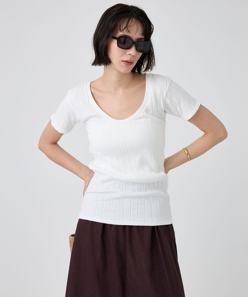 YOUNG&OLSEN The DRYGOODS STORE(ヤングアンドオルセン)の「【YOUNG&OLSEN】<別注>2WAYリブTEE(Tシャツ/カットソー・レディース・キャメル/ライトグリーン/ホワイト・フリー)」の1枚目の写真