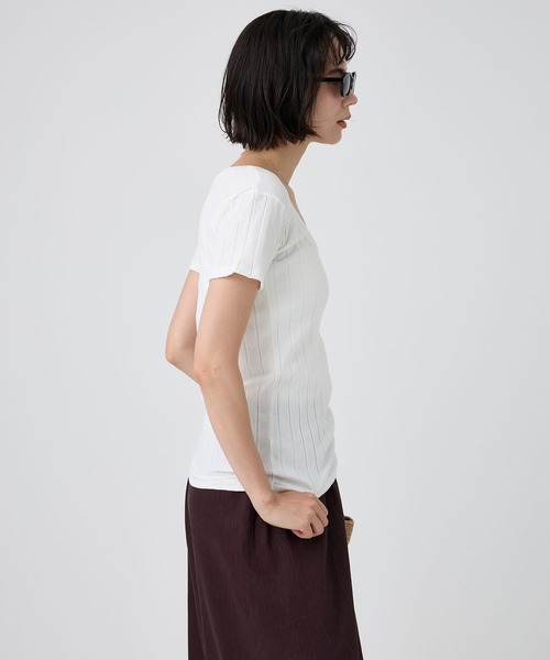 YOUNG&OLSEN The DRYGOODS STORE(ヤングアンドオルセン)の「【YOUNG&OLSEN】<別注>2WAYリブTEE(Tシャツ/カットソー・レディース・キャメル/ライトグリーン/ホワイト・フリー)」の11枚目の写真