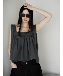 Katrin TOKYO（カトリーントーキョー）の「bicolor ruffle tops（キャミソール）」