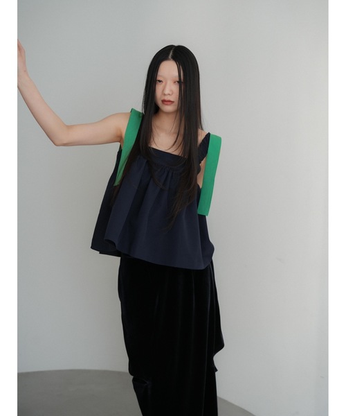 Katrin TOKYO（カトリーントーキョー）の「bicolor ruffle tops（キャミソール・レディース・ホワイト/チャコールグレー/ブルー系その他/ネイビー・FREE/XS）」の16枚目の写真