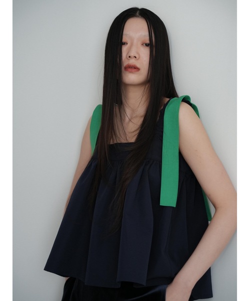 Katrin TOKYO（カトリーントーキョー）の「bicolor ruffle tops（キャミソール・レディース・ホワイト/チャコールグレー/ブルー系その他/ネイビー・FREE/XS）」の19枚目の写真