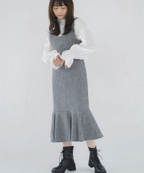 merrylatte(メリーラテ)の「千鳥柄マーメイドキャミワンピース【IROHANI】(ワンピース・レディース・グレー/ホワイト・L/M)」の4枚目の写真