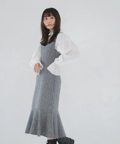 merrylatte(メリーラテ)の「千鳥柄マーメイドキャミワンピース【IROHANI】(ワンピース・レディース・グレー/ホワイト・L/M)」の5枚目の写真