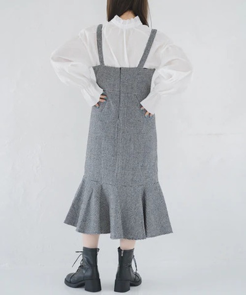 merrylatte(メリーラテ)の「千鳥柄マーメイドキャミワンピース【IROHANI】(ワンピース・レディース・グレー/ホワイト・L/M)」の6枚目の写真