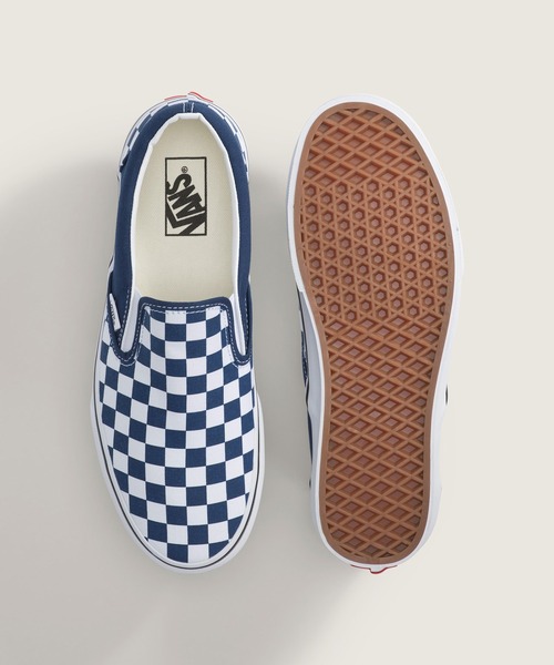 VANS(バンズ)の「クラシック スリッポン / Classic Slip-On COLOR THEORY C VN000DAHFOB1(スリッポン・メンズ・インディゴブルー・5/5.5/6/6.5/7/7.5/8/8.5/9/9.5/10/10.5/11/11.5/12)」の3枚目の写真
