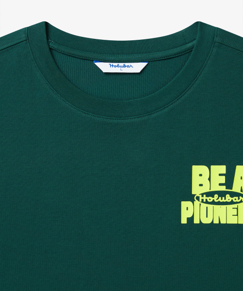 HOLUBAR(ホルバー)の「Backpacking Graphic T Shirt Deep Green(Tシャツ/カットソー・メンズ・その他・MEDIUM/LARGE/X-LARGE)」の3枚目の写真