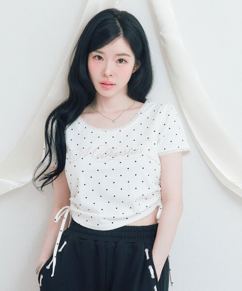 OLIVE des OLIVE(オリーブデオリーブ)の「Milky Star ドロストTシャツ(Tシャツ/カットソー・レディース・オフホワイト/サックスブルー/ピンク/ブラック・FREE)」の1枚目の写真