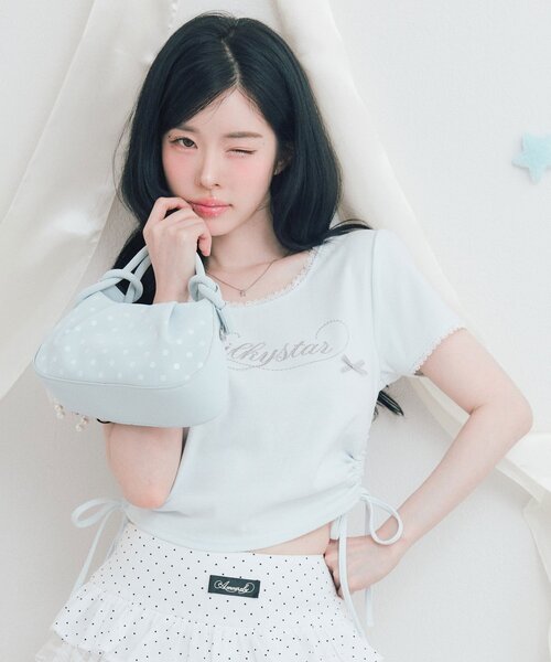 OLIVE des OLIVE(オリーブデオリーブ)の「Milky Star ドロストTシャツ(Tシャツ/カットソー・レディース・オフホワイト/サックスブルー/ピンク/ブラック・FREE)」の3枚目の写真
