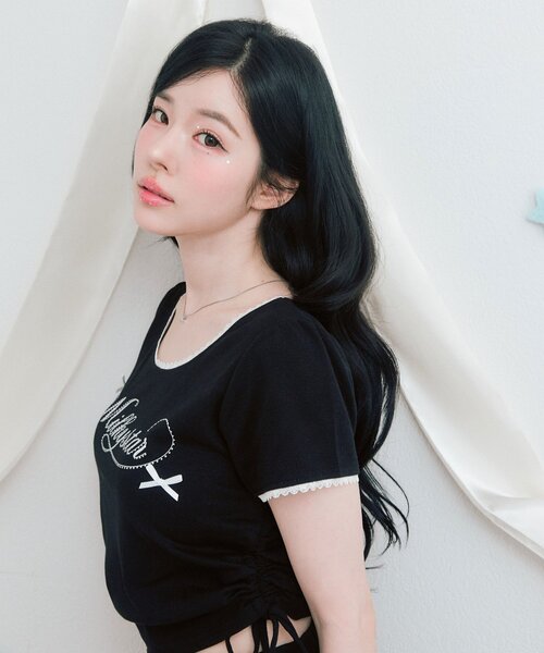 OLIVE des OLIVE(オリーブデオリーブ)の「Milky Star ドロストTシャツ(Tシャツ/カットソー・レディース・オフホワイト/サックスブルー/ピンク/ブラック・FREE)」の8枚目の写真