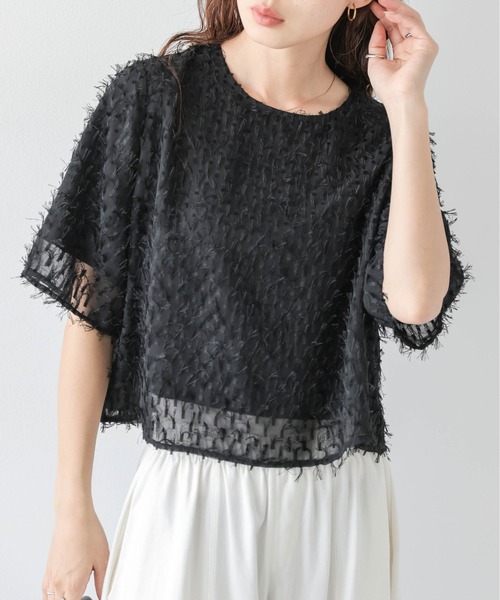 La-gemme(ラジェム)の「フリンジシアー ジャガードトップス(Tシャツ/カットソー・レディース・アイボリー/ブラック/ピンク・フリー)」の3枚目の写真