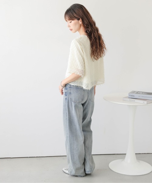 La-gemme(ラジェム)の「フリンジシアー ジャガードトップス(Tシャツ/カットソー・レディース・アイボリー/ブラック/ピンク・フリー)」の4枚目の写真
