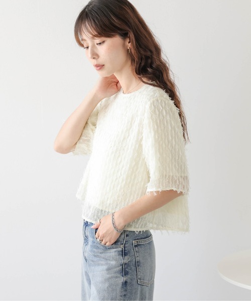 La-gemme(ラジェム)の「フリンジシアー ジャガードトップス(Tシャツ/カットソー・レディース・アイボリー/ブラック/ピンク・フリー)」の5枚目の写真