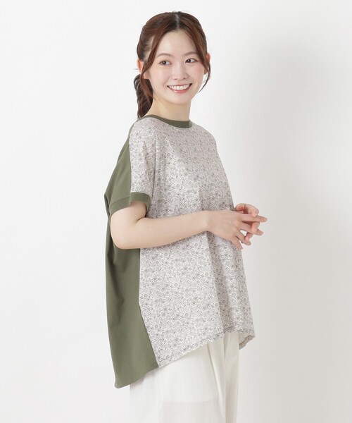 one'sterrace(ワンズテラス)の「花柄プリントコンビフレンチスリーブプルオーバー(シャツ/ブラウス・レディース・カーキ系5/アイボリー系8/ネイビー系5・02)」の1枚目の写真