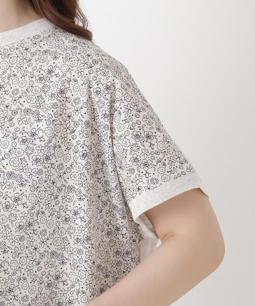 one'sterrace(ワンズテラス)の「花柄プリントコンビフレンチスリーブプルオーバー(シャツ/ブラウス・レディース・カーキ系5/アイボリー系8/ネイビー系5・02)」の8枚目の写真