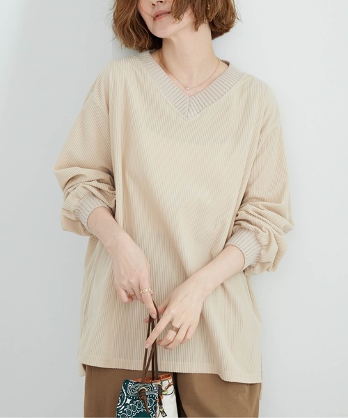 BELLUNA PLUS(ベルーナ)の「ニットリブVネックコーデュロイプルオーバー(Tシャツ/カットソー・レディース・セージグリーン/チャコール/アイボリー/コーラル・LARGE/MEDIUM/X-LARGE)」の6枚目の写真