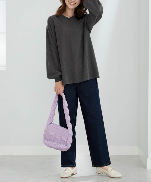 BELLUNA PLUS(ベルーナ)の「ニットリブVネックコーデュロイプルオーバー(Tシャツ/カットソー・レディース・セージグリーン/チャコール/アイボリー/コーラル・LARGE/MEDIUM/X-LARGE)」の16枚目の写真