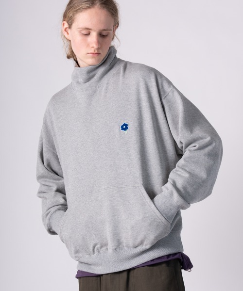 rehacer（レアセル）の「rehacer : High Neck Wide Sweat Shirt / ハイネック ワイドスウェットカットソー（スウェット・メンズ・ブラック/グレー・X-LARGE/LARGE/MEDIUM/SMALL）」の2枚目の写真