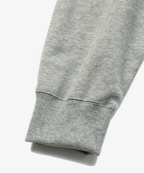 rehacer（レアセル）の「rehacer : High Neck Wide Sweat Shirt / ハイネック ワイドスウェットカットソー（スウェット・メンズ・ブラック/グレー・X-LARGE/LARGE/MEDIUM/SMALL）」の3枚目の写真