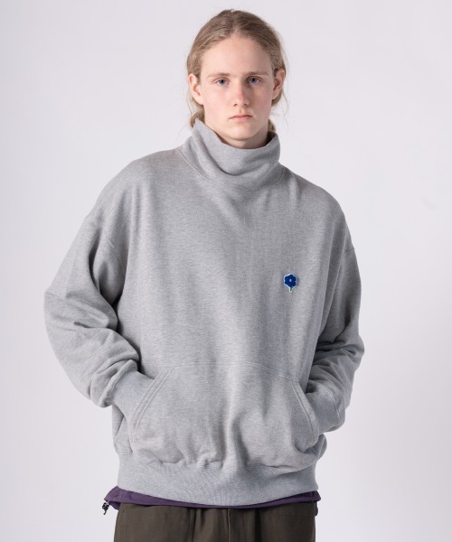 rehacer（レアセル）の「rehacer : High Neck Wide Sweat Shirt / ハイネック ワイドスウェットカットソー（スウェット・メンズ・ブラック/グレー・X-LARGE/LARGE/MEDIUM/SMALL）」の14枚目の写真