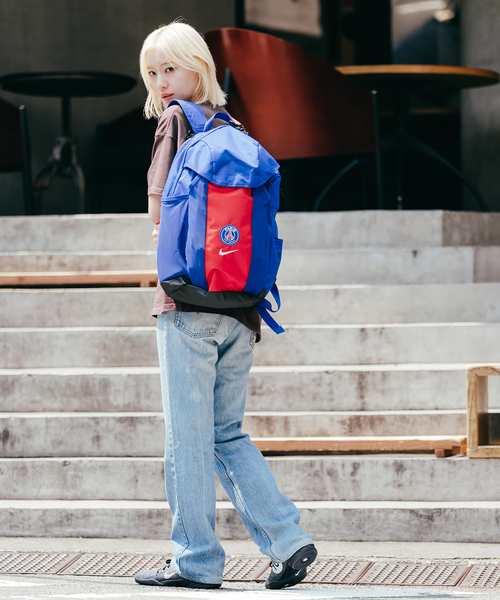 NIKE(ナイキ)の「【NIKE / ナイキ】Paris Saint Germain Nike Academy Backpac(バックパック/リュック・メンズ・ネイビー・FREE)」の7枚目の写真