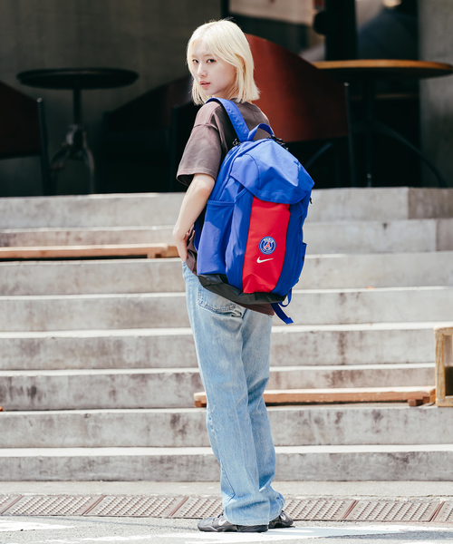 NIKE(ナイキ)の「【NIKE / ナイキ】Paris Saint Germain Nike Academy Backpac(バックパック/リュック・メンズ・ネイビー・FREE)」の8枚目の写真