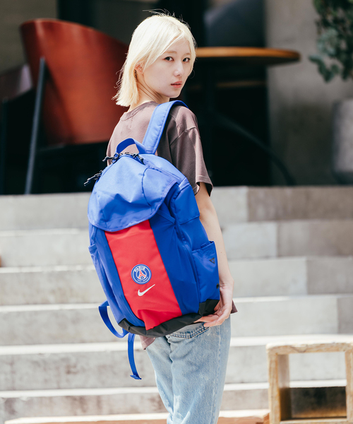 NIKE(ナイキ)の「【NIKE / ナイキ】Paris Saint Germain Nike Academy Backpac(バックパック/リュック・メンズ・ネイビー・FREE)」の9枚目の写真