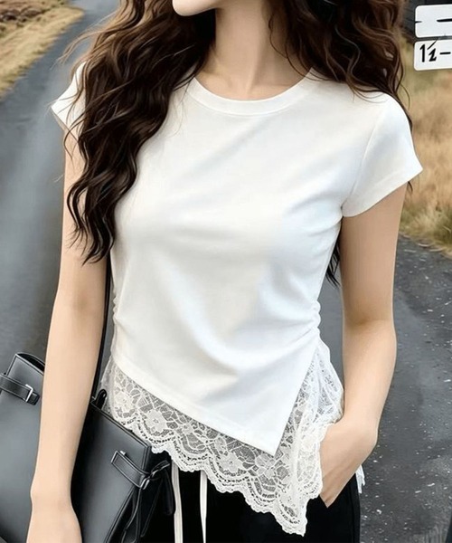 GLAMOROUS JANE(グラマラスジェーン)の「裾レースレイヤード風Tシャツ(Tシャツ/カットソー・レディース・ホワイト/ブラック・FREE)」の4枚目の写真