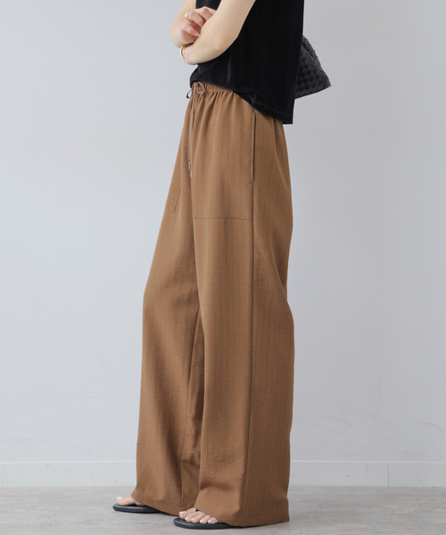 JOURNAL STANDARD relume(ジャーナルスタンダード レリューム)の「ドロストイージーパンツ(その他パンツ・レディース・チャコールグレー/ベージュ/ブラック/ブラウン・36/38)」の4枚目の写真