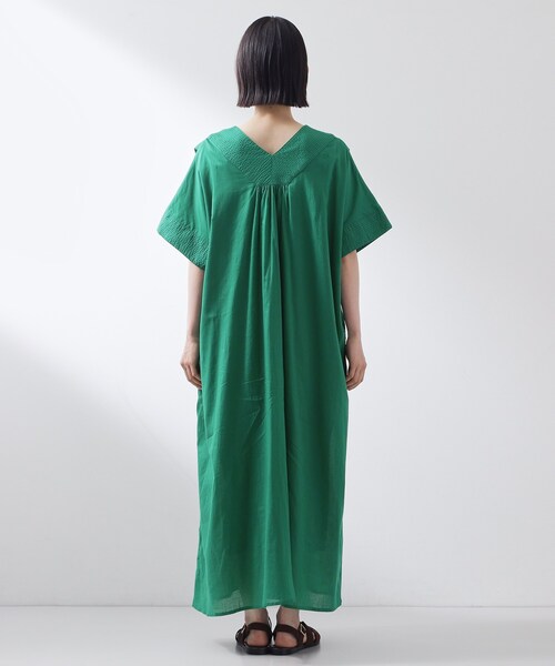 THE SHOP TK (ザ ショップ ティーケー )の「ゆるラク カフタン風ロングワンピース(ワンピース・レディース・ブラック/グリーン/ブルー系その他・99)」の18枚目の写真