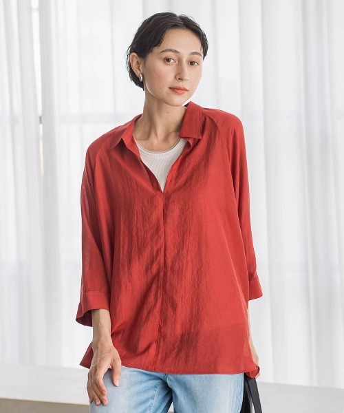 la.f…(ラエフ)の「スキッパーシャツ(シャツ/ブラウス・レディース・レッド/オフホワイト/ブラウン/イエロー・9号)」の1枚目の写真