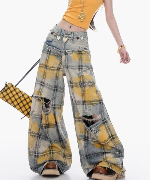 AsRiRe(アスリレイ)の「グランジチェックダメージハーフデニムパンツ(デニムパンツ・レディース・イエロー/ブルー・M/L/S)」の14枚目の写真