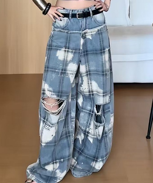 AsRiRe(アスリレイ)の「グランジチェックダメージハーフデニムパンツ(デニムパンツ・レディース・イエロー/ブルー・M/L/S)」の16枚目の写真