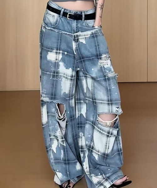 AsRiRe(アスリレイ)の「グランジチェックダメージハーフデニムパンツ(デニムパンツ・レディース・イエロー/ブルー・M/L/S)」の17枚目の写真