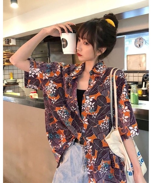 inst.ALL(インストール)の「レトロボタニカル半袖ルーズシャツ(シャツ/ブラウス・レディース・オレンジ/キャメル・M)」の1枚目の写真