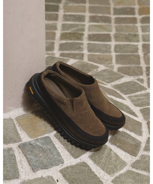 TODAYFUL（トゥデイフル）の「Vibramsole Leather Sabot 12611032（スリッポン・レディース・オリーブ/ブラック/ベージュ・36/37/38）」の15枚目の写真