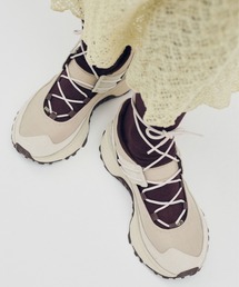 UGG | 【UGG for emmi】RETROFI LOW BALLET(スニーカー)