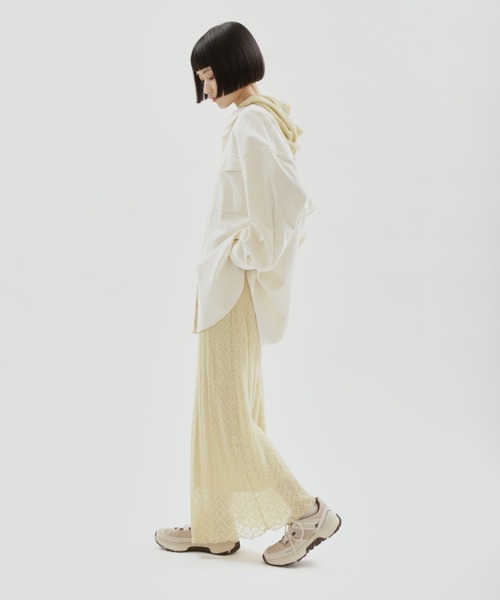 UGG(アグ)の「【UGG for emmi】RETROFI LOW BALLET(スニーカー・レディース・ベージュ・22/23/24/25/26)」の7枚目の写真