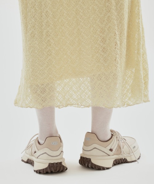 UGG(アグ)の「【UGG for emmi】RETROFI LOW BALLET(スニーカー・レディース・ベージュ・22/23/24/25/26)」の9枚目の写真
