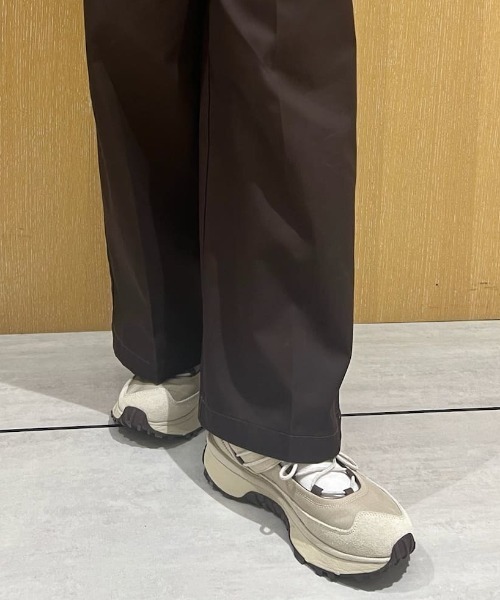 UGG(アグ)の「【UGG for emmi】RETROFI LOW BALLET(スニーカー・レディース・ベージュ・22/23/24/25/26)」の20枚目の写真
