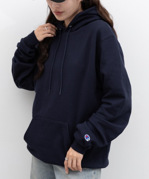 Champion(チャンピオン)の「【Champion Authentic Hoodie】チャンピオン スウェット パーカー スーパー オーバーサイズ 展開多数 コットン 裏起毛 無地 フーディー 9.0オンス(パーカー・レディース・チャコールグレー/マルーン/ダークグリーン/ホワイト/ブラック/ネイビー/杢グレー・XL/L/S/M)」の6枚目の写真