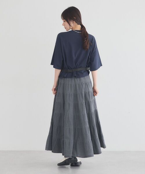 earth music&ecology（アースミュージックアンドエコロジー）の「カレッジロゴ刺繍Tシャツ（Tシャツ/カットソー・レディース・オレンジ/ライトグレー/ダークネイビー・FREE）」の11枚目の写真