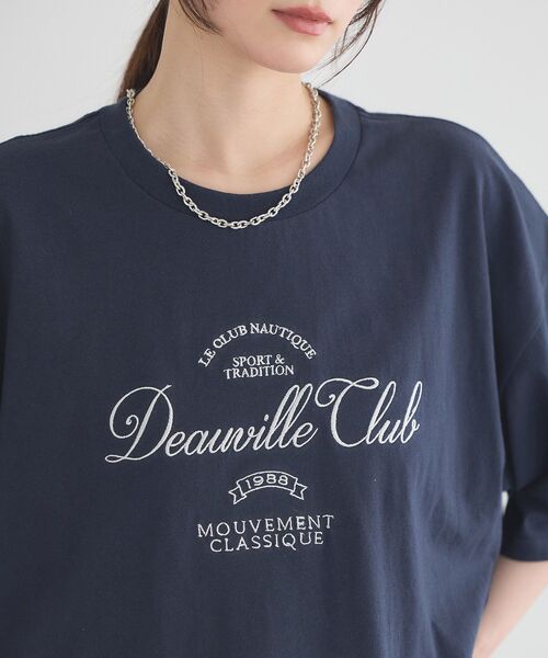 earth music&ecology（アースミュージックアンドエコロジー）の「カレッジロゴ刺繍Tシャツ（Tシャツ/カットソー・レディース・オレンジ/ライトグレー/ダークネイビー・FREE）」の17枚目の写真