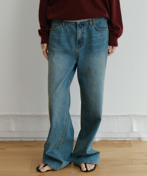 FRIVER07(フリバー07)の「Natural washed denim pants FRFA01DP04_Blue(デニムパンツ・レディース・ブルー・SMALL/MEDIUM)」の3枚目の写真