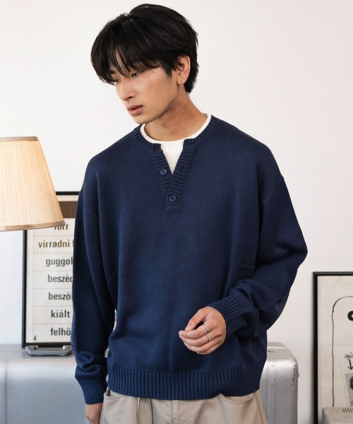 WEGO(ウィゴー)の「WEGO/【26年秋冬新作】レイヤードヘンリーネックプルオーバー(ニット/セーター・メンズ・ネイビー/ブラウン/杢グレー/ブラック・MEDIUM/LARGE)」の13枚目の写真