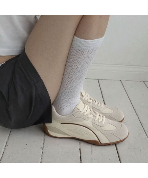 SPUR(シュプール)の「Stride Leather Softly Sneakers 牛革スニーカー 5.5cmヒール -WA9007(2色)(スニーカー・レディース・グレー/アイボリー・23cm/23.5cm/24cm/24.5cm/25cm)」の1枚目の写真