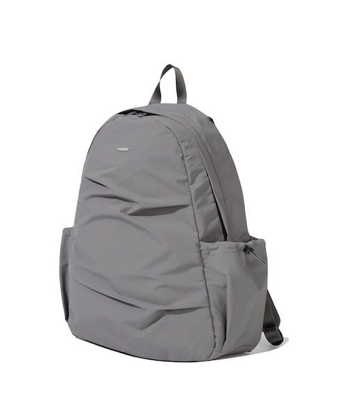 COVERNAT(カバーナット)の「WOMEN SOFT TAPERED BACKPACK(バックパック/リュック・レディース・ブラック/グレー/オリーブ・FREE)」の12枚目の写真