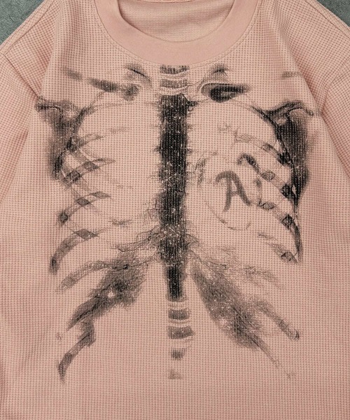 ATMARK(アットマーク)の「<2サイズ展開 / ユニセックス>ATMARK ボーンプリント サーマルロングスリーブTシャツ 骨 長袖(Tシャツ/カットソー・メンズ・ピンク/ブラック・L/M)」の9枚目の写真