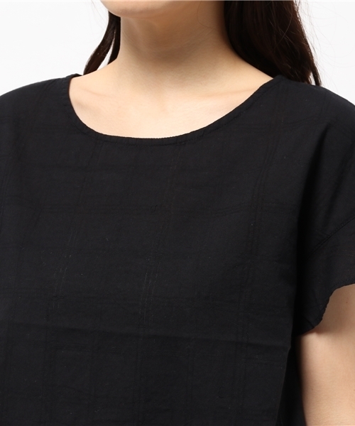 POU DOU DOU（プードゥドゥ）の「ドビー格子ノーカラーブラウス（シャツ/ブラウス・レディース・ブラック/オフホワイト/グリーン・3）」の7枚目の写真