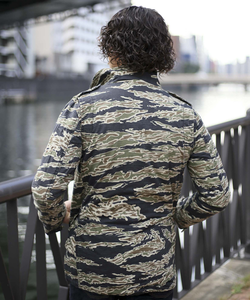 Denime(ドゥニーム)の「リップストップM-65ジャケット(ミリタリージャケット・メンズ・ネイビー/その他1/カーキ・X-LARGE/LARGE/MEDIUM)」の19枚目の写真